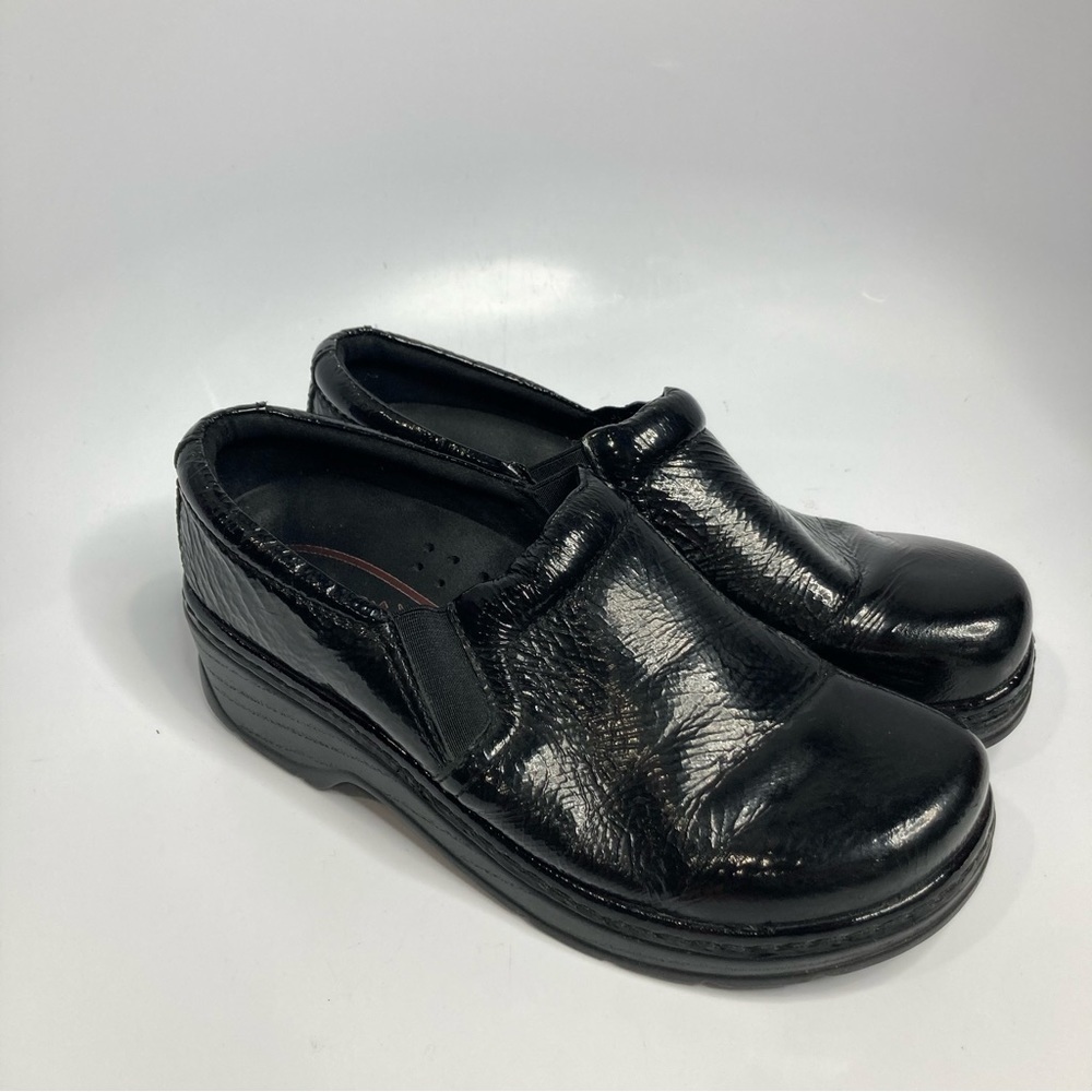 Klogs black‎ patent Leather clogs size 10